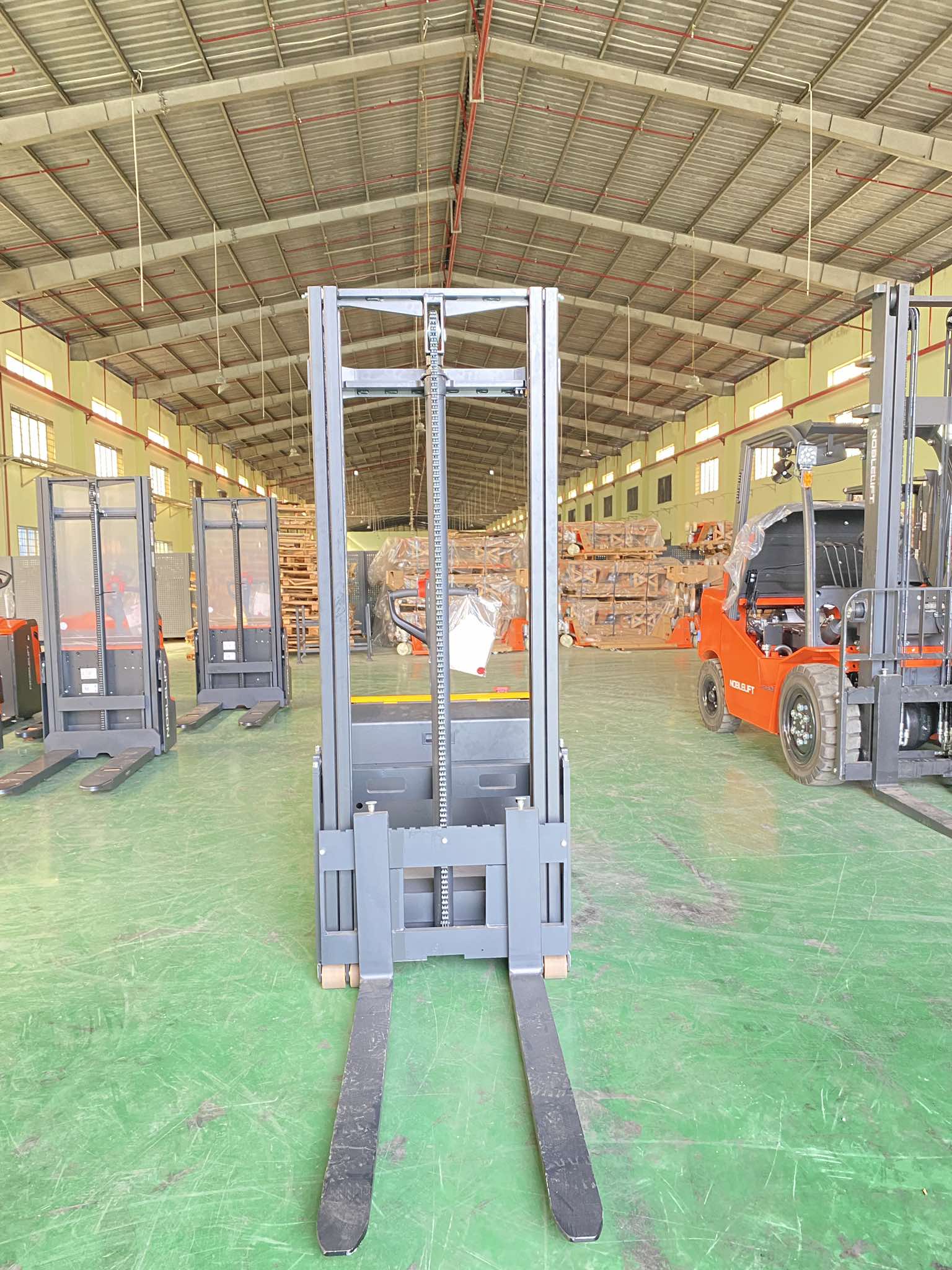 Pallet Stacker - PSE06NCB - Selected Image