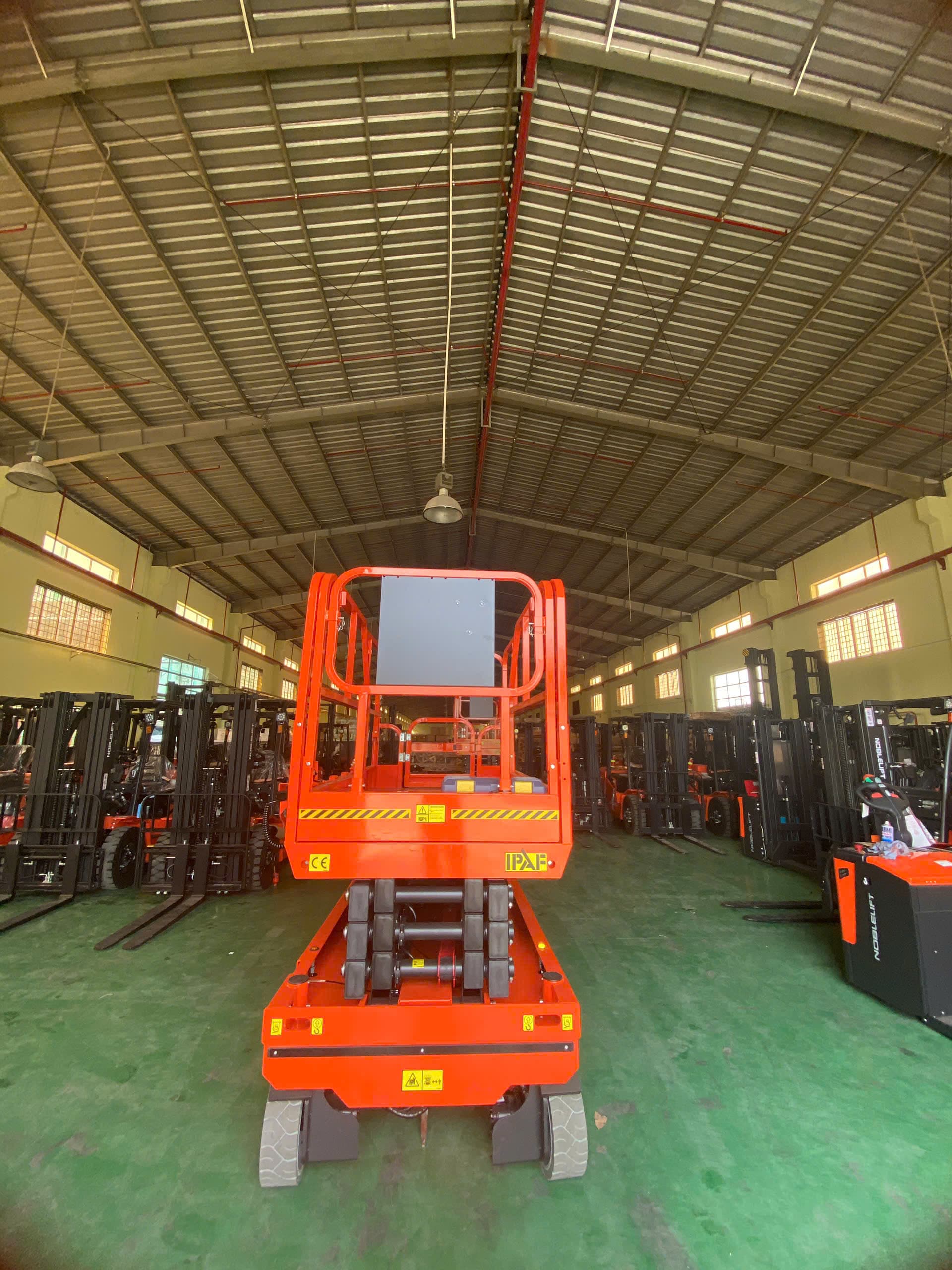 Manlift - SC10H - Selected Image