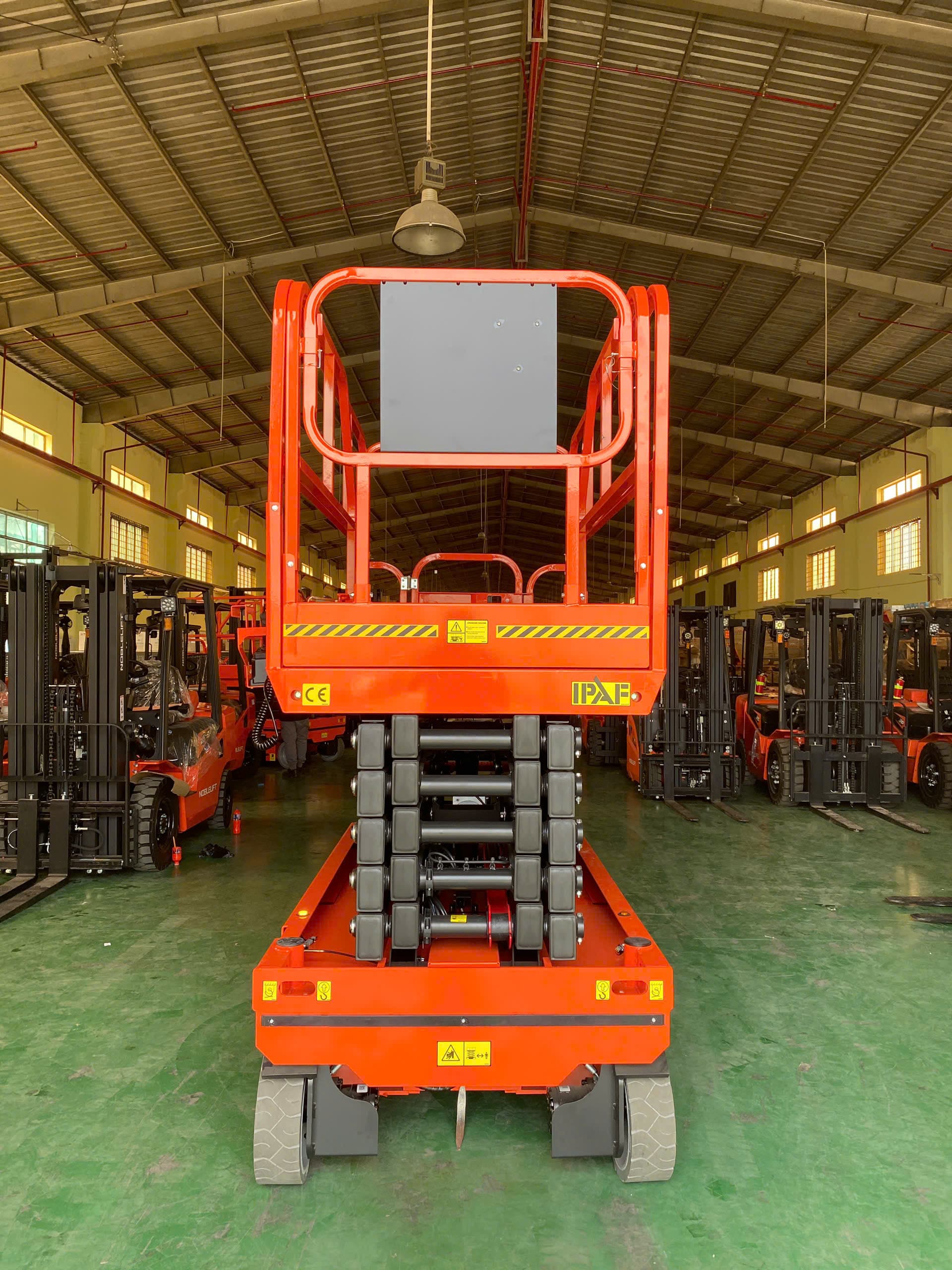 Manlift - SC14H - Selected Image