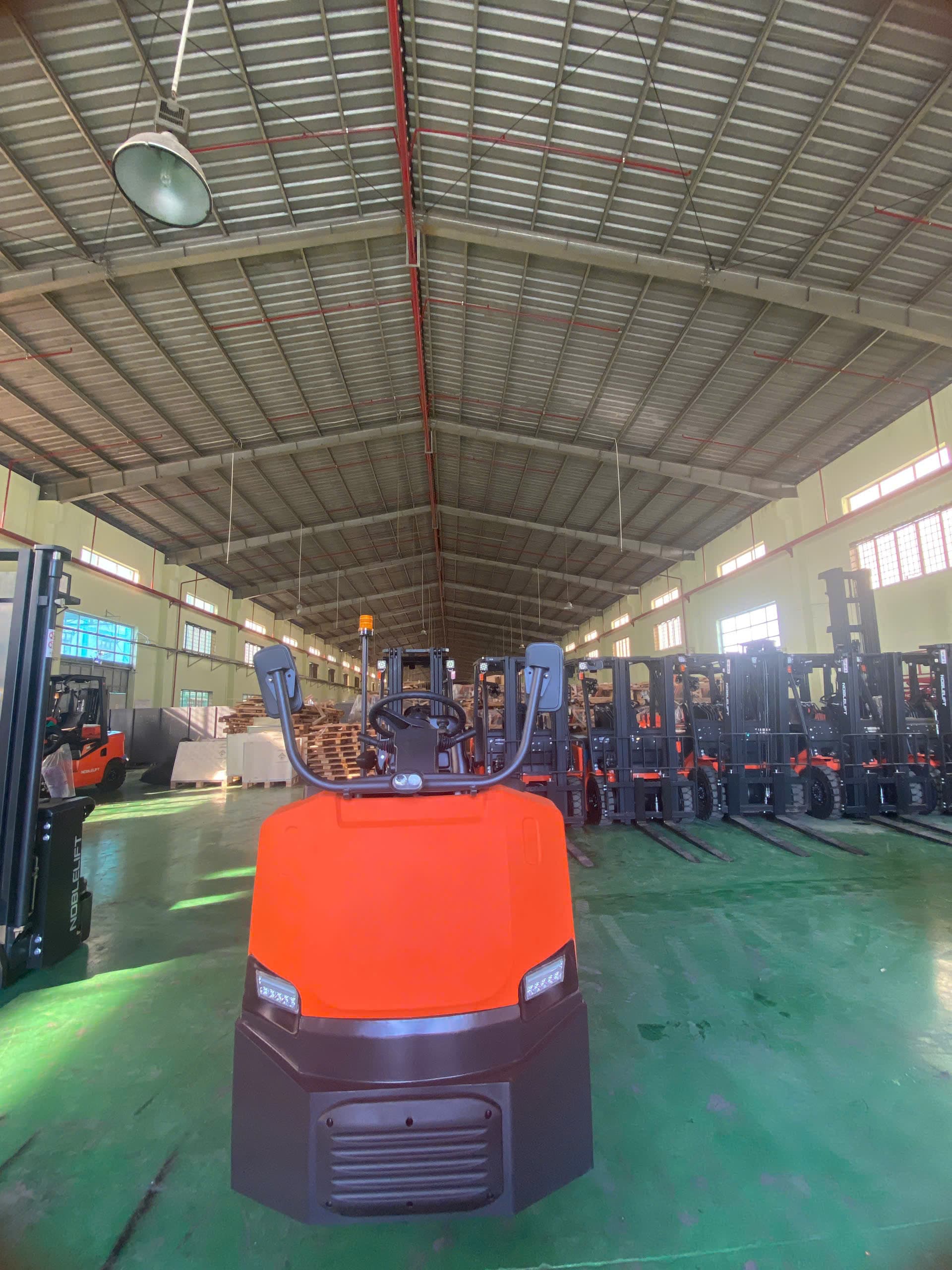 Tow Tractor - T60Q - Selected Image